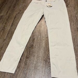 NWT Men’s Faherty Movement 5 Pocket Pants Size 33